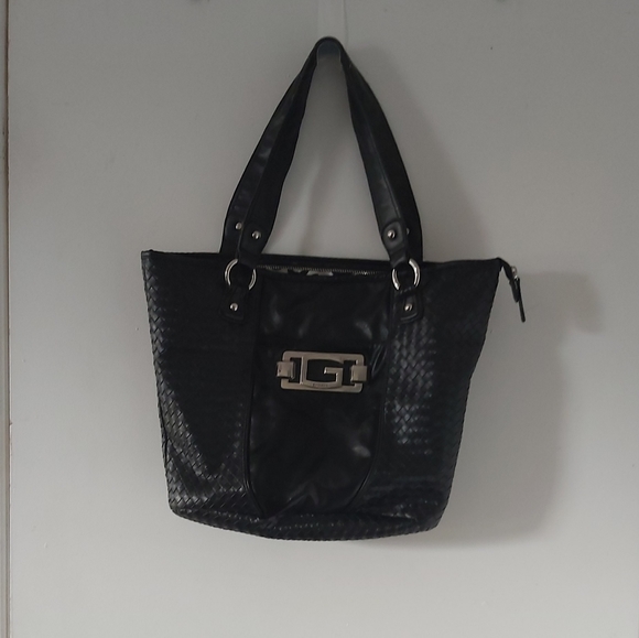 Guess purse - Picture 1 of 5